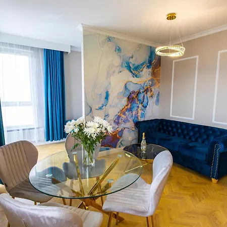 Allure Galaxy Centrum Apartment *