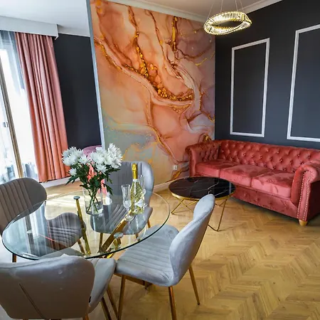 Allure Galaxy Centrum 4*