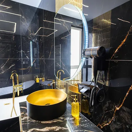 Allure Galaxy Centrum Apartment *